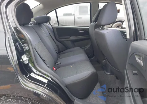 2013 Suzuki Sx4 Le/Le Popular z USA, uszkodzony, nr VIN JS2YC5A31D6102366